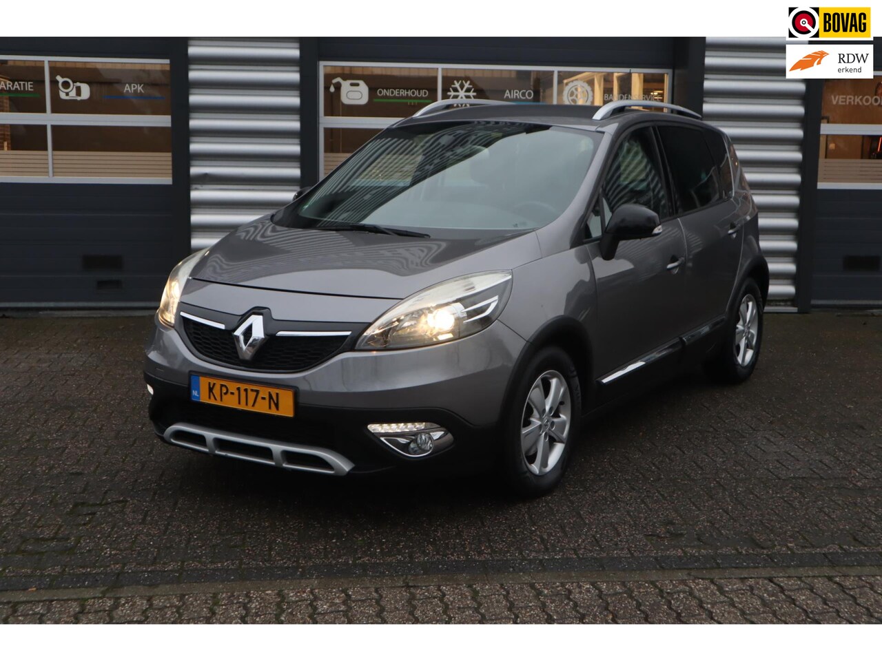 Renault Scénic Xmod - 1.2 TCe BOSE 1.2 TCe Bose - AutoWereld.nl