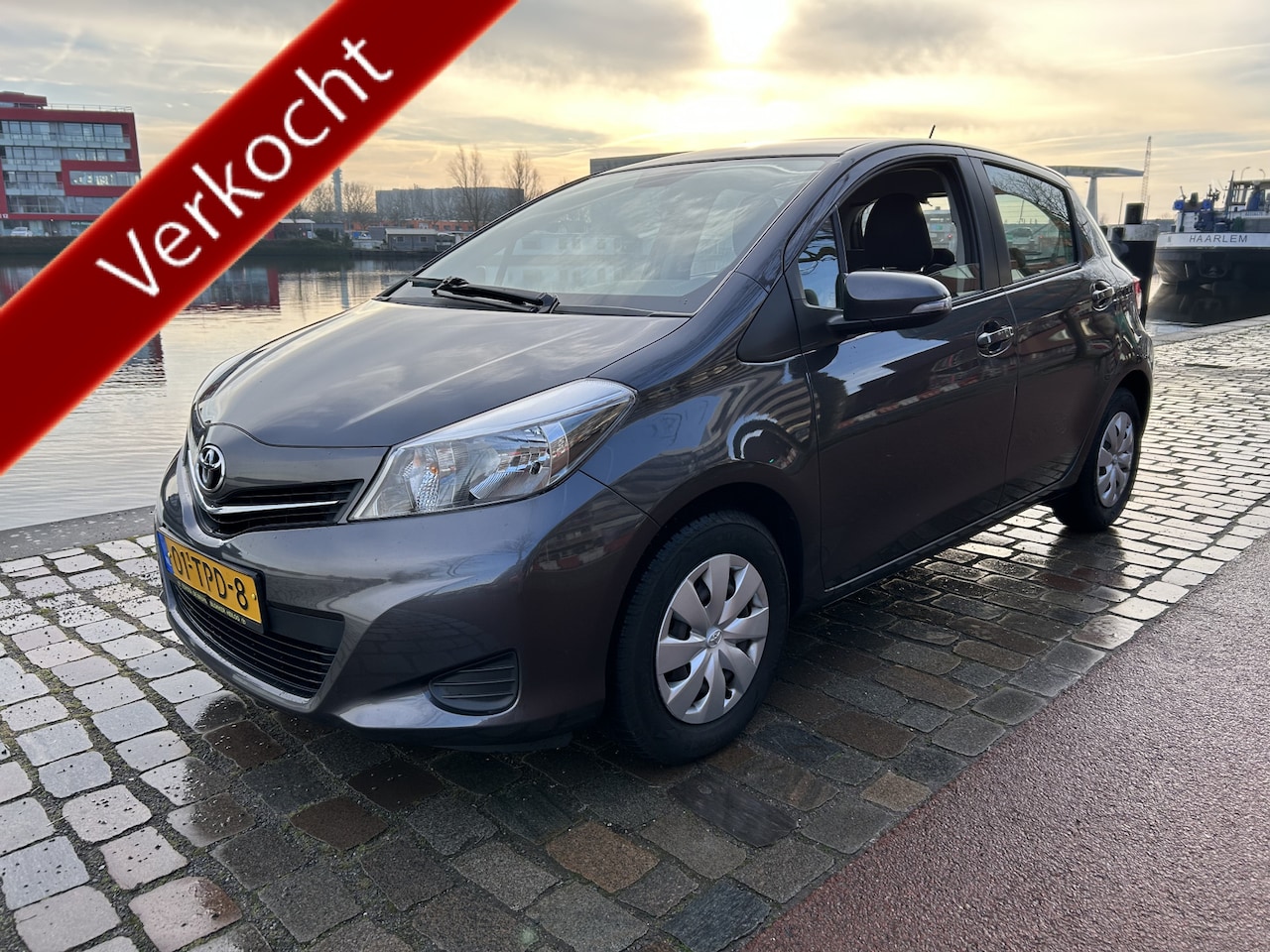 Toyota Yaris - 1.0 VVT-i Aspiration 5-drs Airco Camera Nieuwstaat - AutoWereld.nl