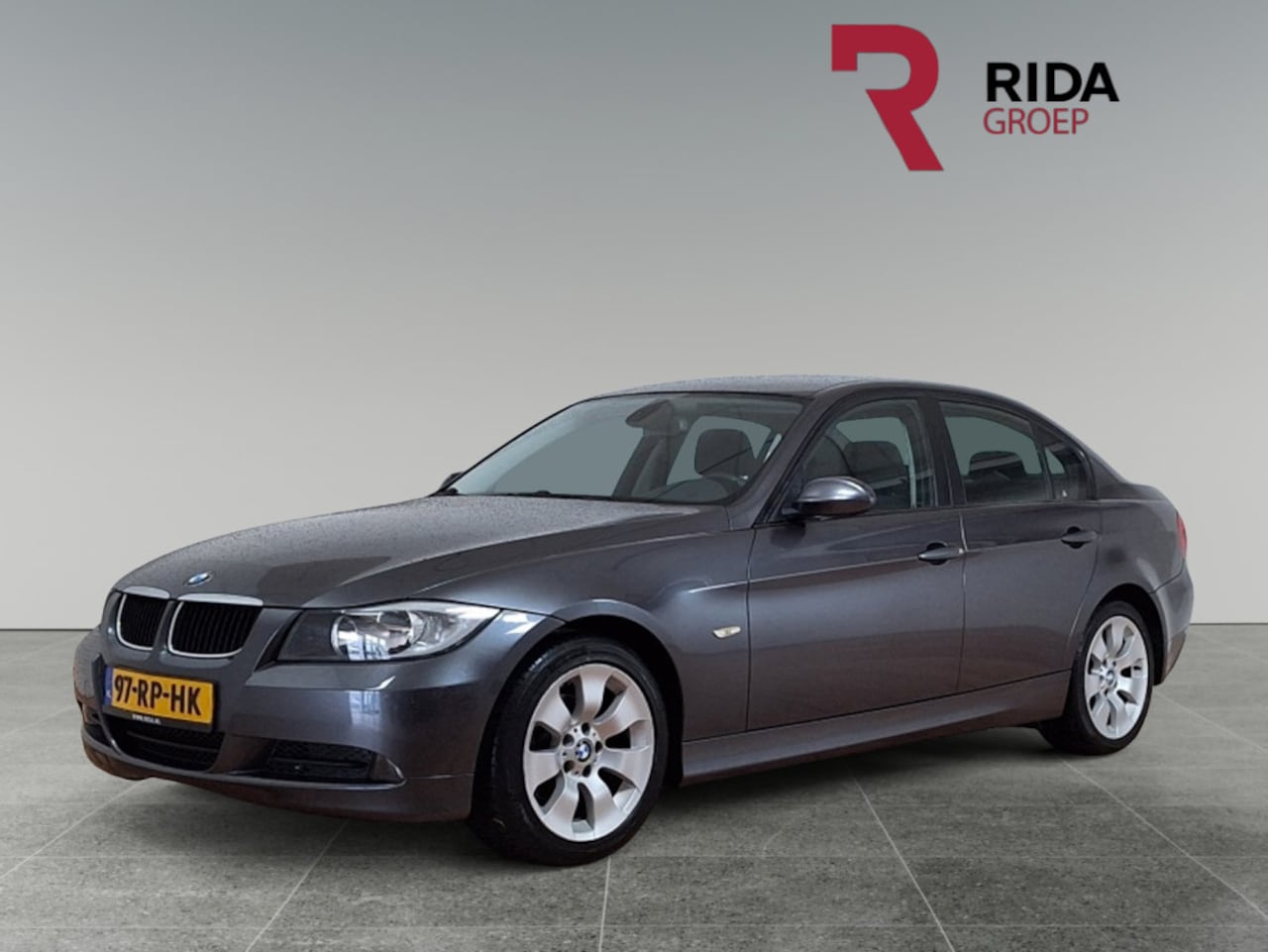 BMW 3-serie - 320i Dynamic Exec. - AutoWereld.nl