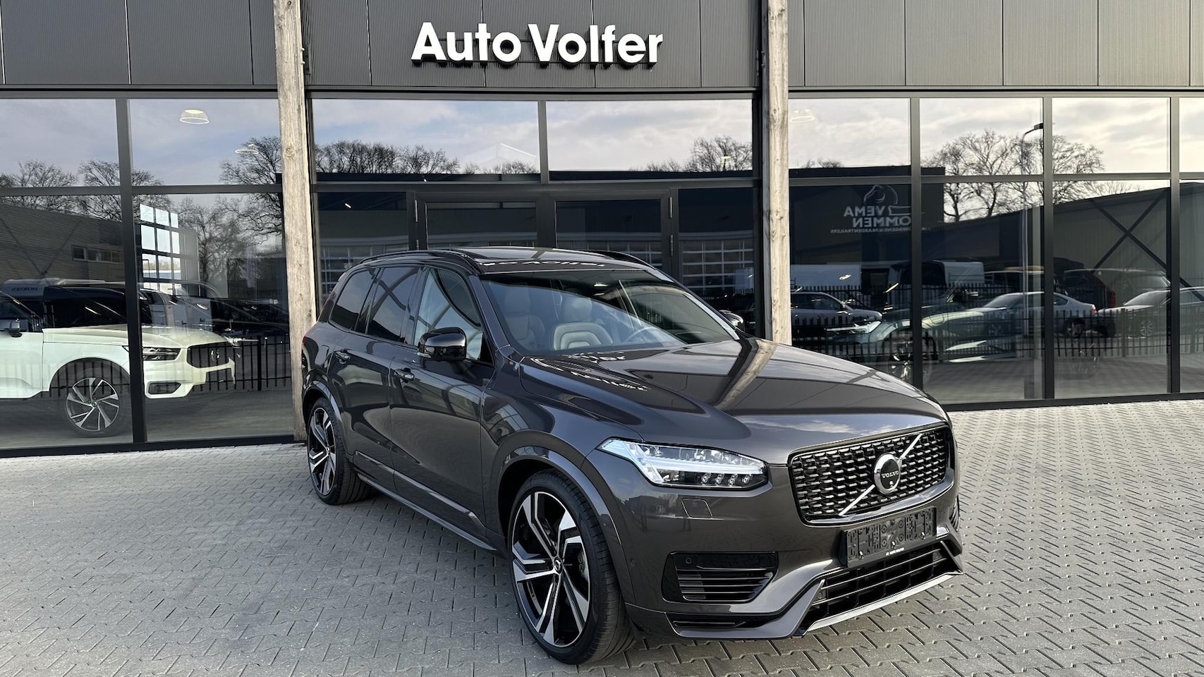 Volvo XC90 - 2.0 T8 Recharge AWD Ultra Dark B&W|Luchtv.|360|22inch - AutoWereld.nl