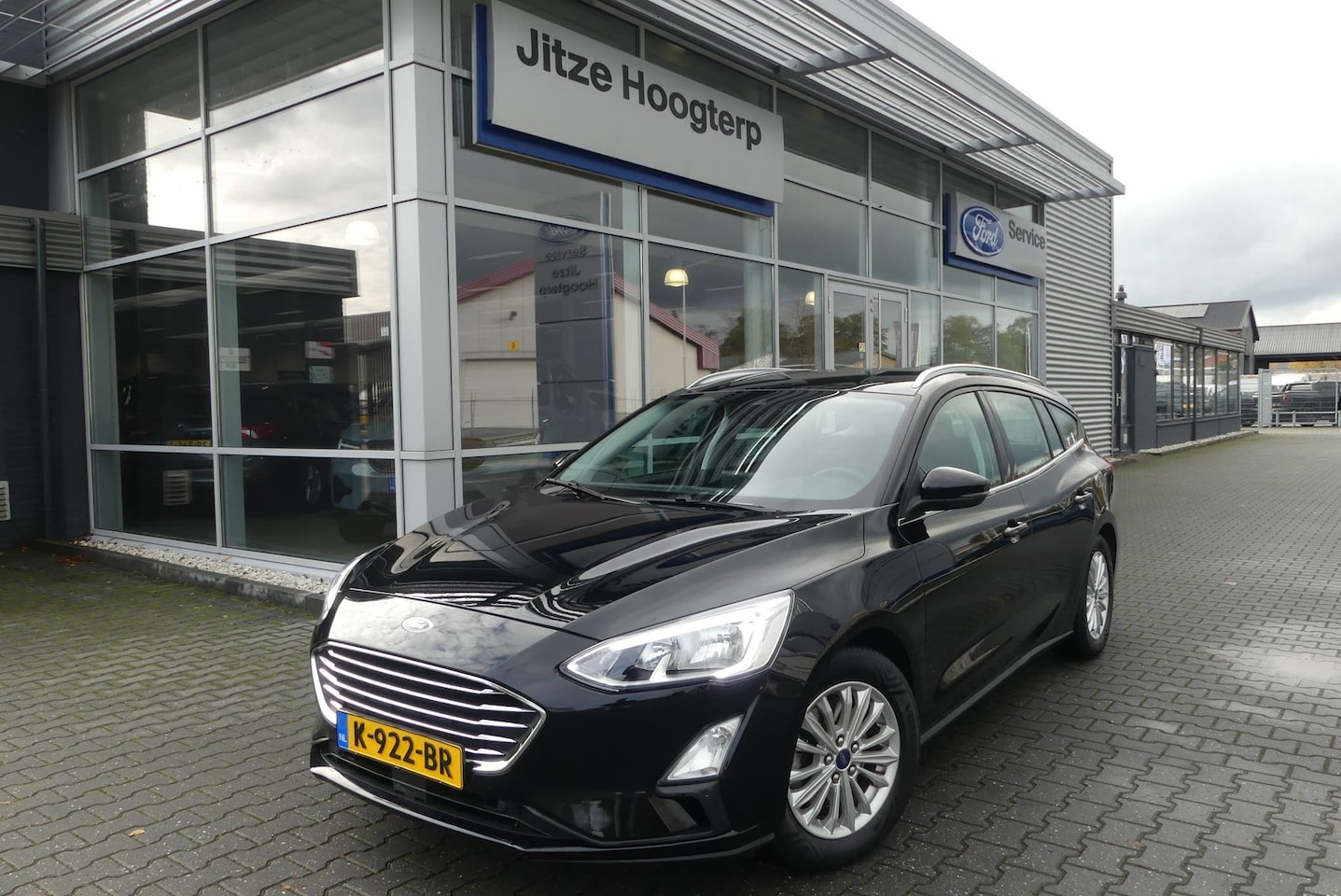 Ford Focus Wagon - 1.0 EcoBoost Titanium Business TREKHAAK (1.000KG), CRUISE, CLIMA, NAVI, PDC V&A, LANE ASSI - AutoWereld.nl