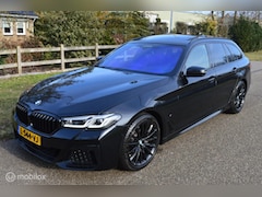 BMW 5-serie Touring - 520D LCI M-SPORT / ACC / NAPPA /Panorama