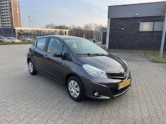 Toyota Yaris - 1.0 VVT-i Now