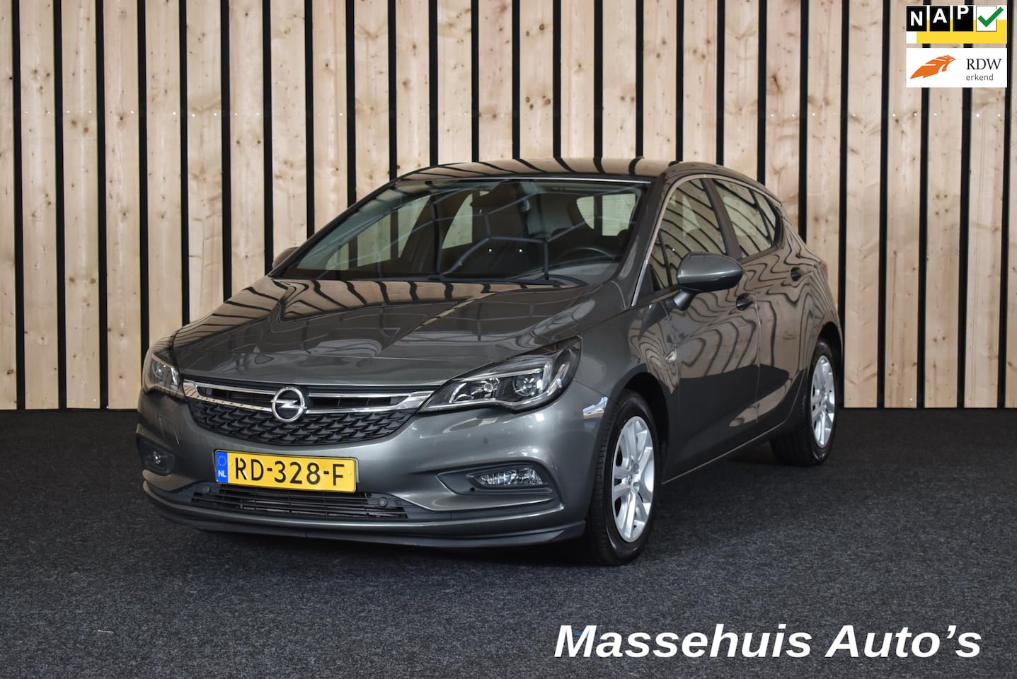 Opel Astra - 1.0 Online Edition 80dkm Navi Clima Cruise PDC V+A LED Nwe APK - AutoWereld.nl