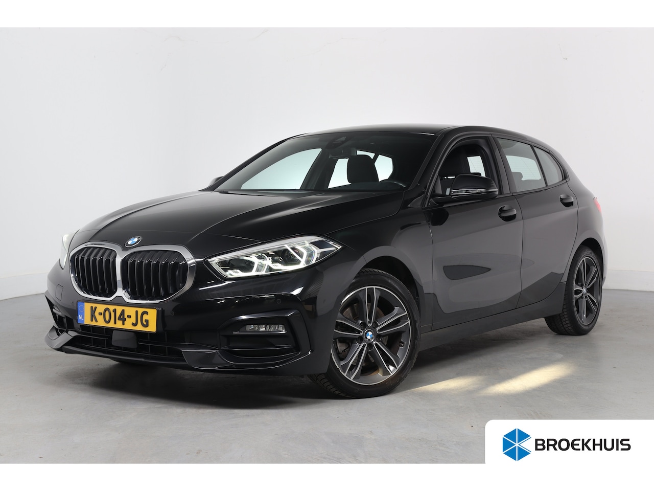 BMW 1-serie - 118i Executive Edition M Sport Line | Automaar | Sportstoelen | Navi | Clima | Half Leder - AutoWereld.nl