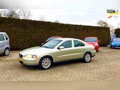 Volvo S60 - RIJD NIEUW VOLLEDIG ONDERHOUDEN NAVI AUTOM AIRCO