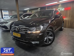 Volkswagen Tiguan - 1.4 TSI Business R/ Virtual/ Lane/ Carplay