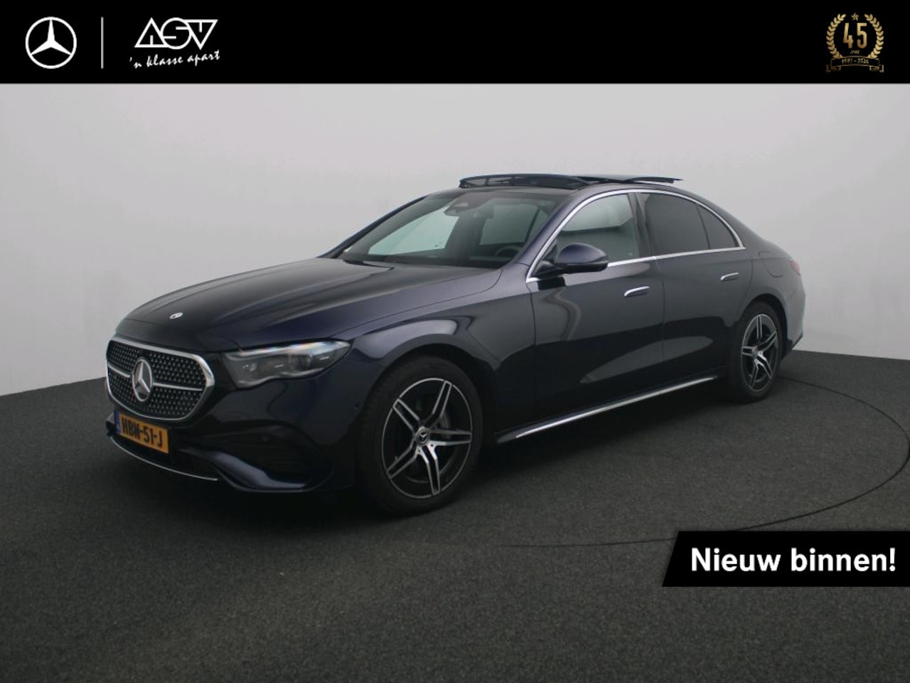 Mercedes-Benz E-klasse - 300 e AMG Line | Hyperscreen | Panorama - Schuifdak | Lederen bekleding | Distronic Cruise - AutoWereld.nl