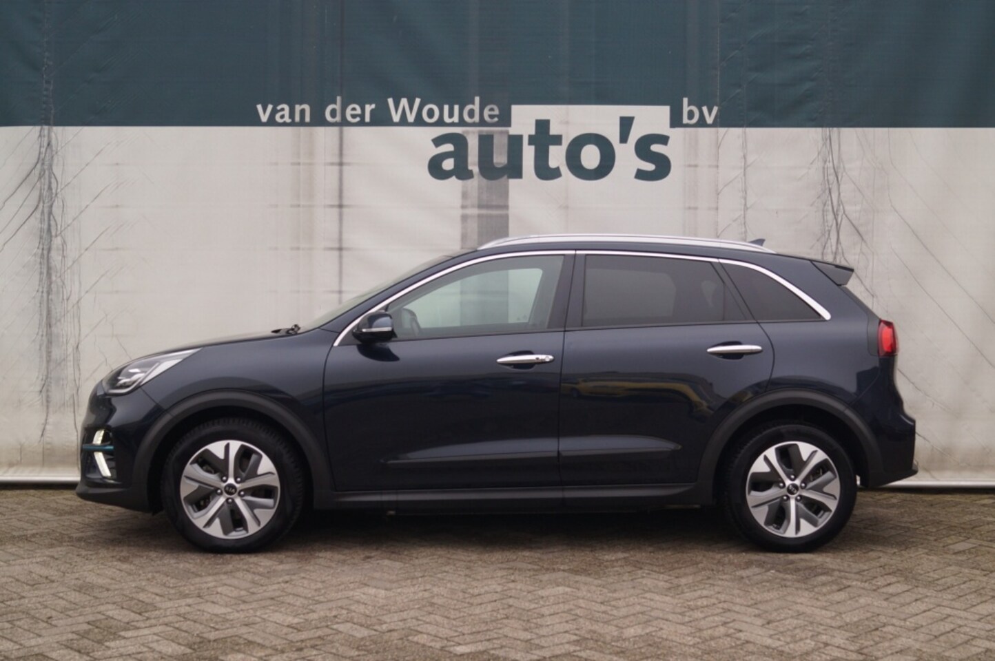 Kia e-Niro - ExecutiveLine 64kWh -SOH100%-LEER-ECC- - AutoWereld.nl