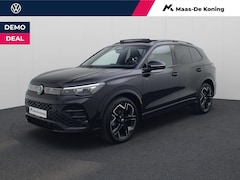 Volkswagen Tiguan - 1.5TSI/150PK R-Line Black Style DSG · Panoramadak · Trekhaak · 360°Camera + Parkeersensore