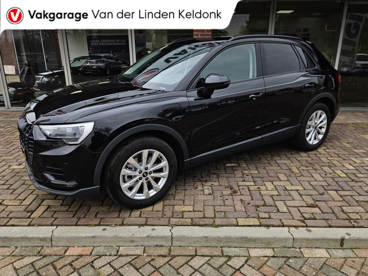 Audi Q3 - 45 TFSI e S Edition 45 TFSI e S edition - AutoWereld.nl