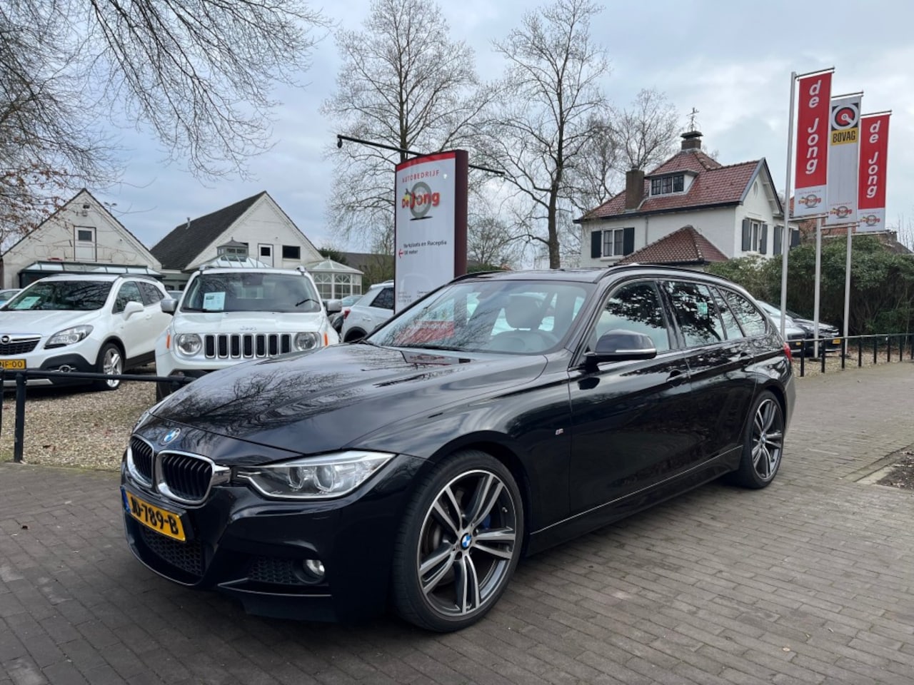 BMW 3-serie Touring - TOURING 328I HIGH EXECUTIVE M-PAKKET 245PK / SCHUIFDAK / LEDER / 19'' LMV - AutoWereld.nl