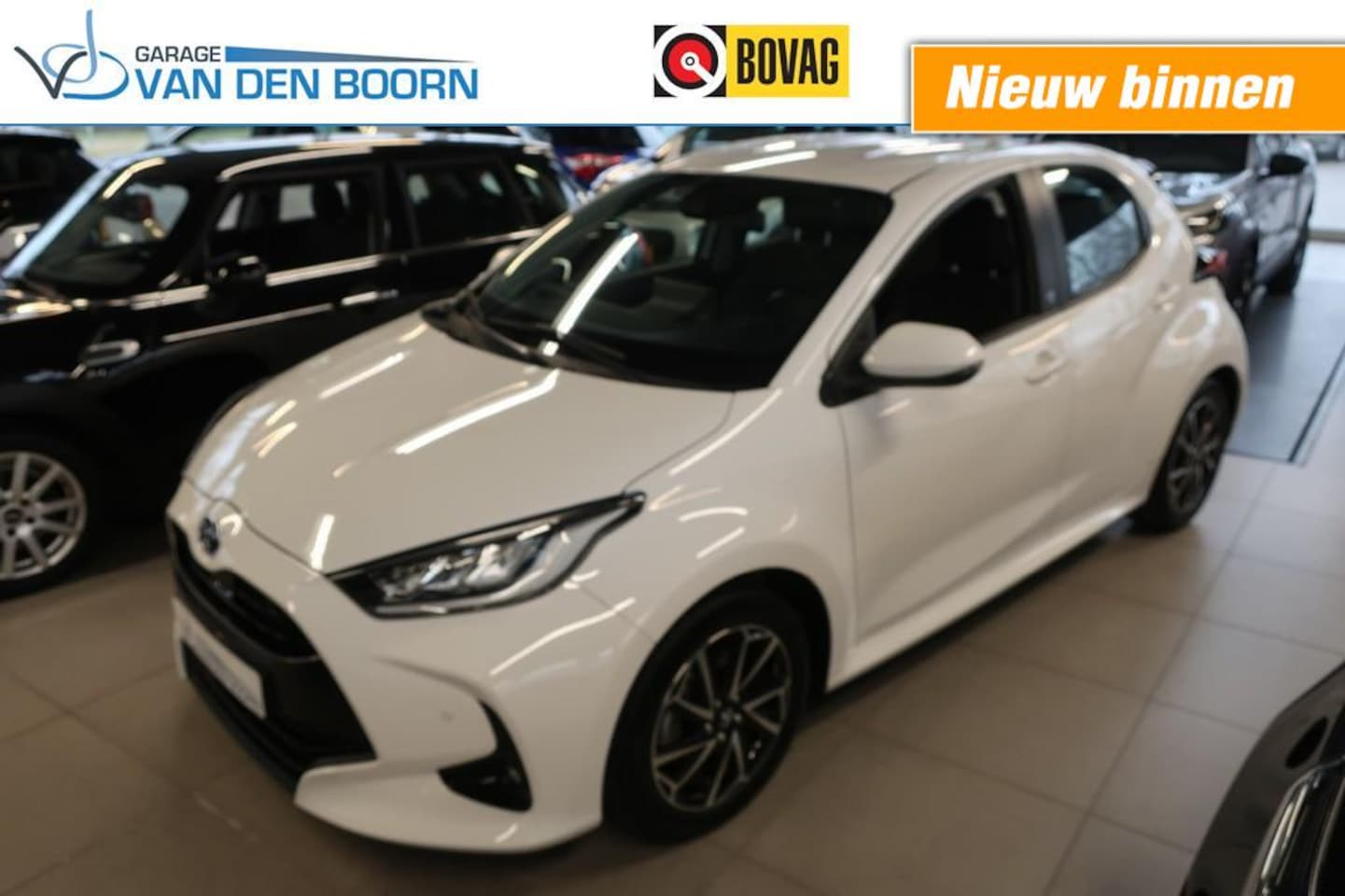 Toyota Yaris - 1.5 HYBRID TEAM D, Dode Hoek Monitor, PDC Rondom, LED Verlichting, etc. - AutoWereld.nl