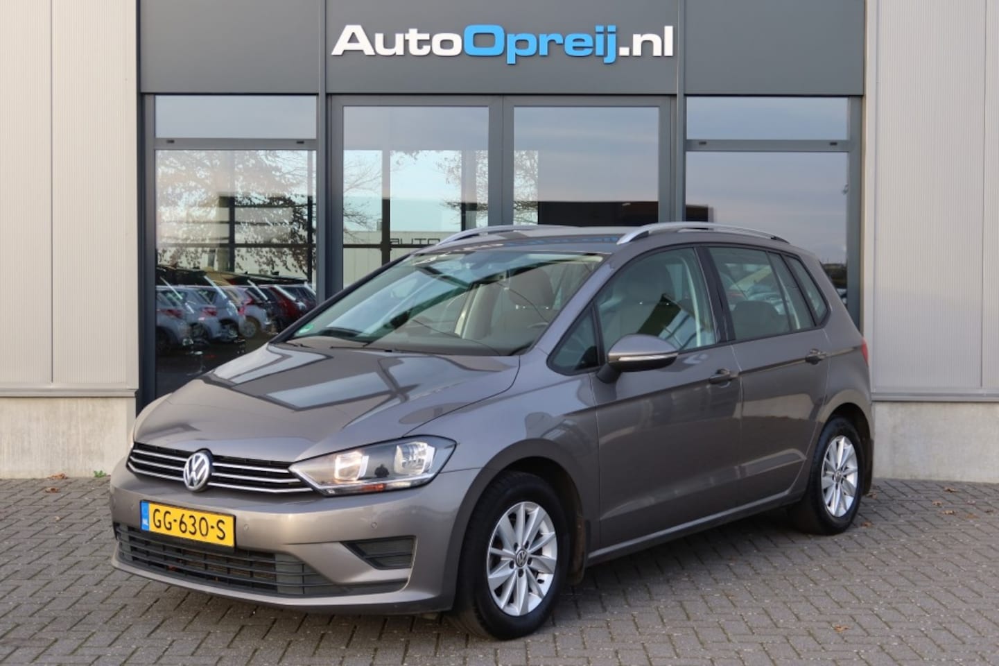 Volkswagen Golf Sportsvan - 1.2 TSI 110pk Sportsvan Clima, NAVI, PDC VenA, 1e eigenaar, Dealer onderhouden - AutoWereld.nl
