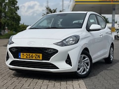 Hyundai i10 - 1.0 COMFORT SMART CAMERA CRUISE DIGITAAL DASHB