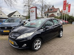 Ford Fiesta - 1.4 TITANIUM / AIRCO-ECC / CRUISE CTR. / ELEK. RAMEN / PDC / RADIO-CD