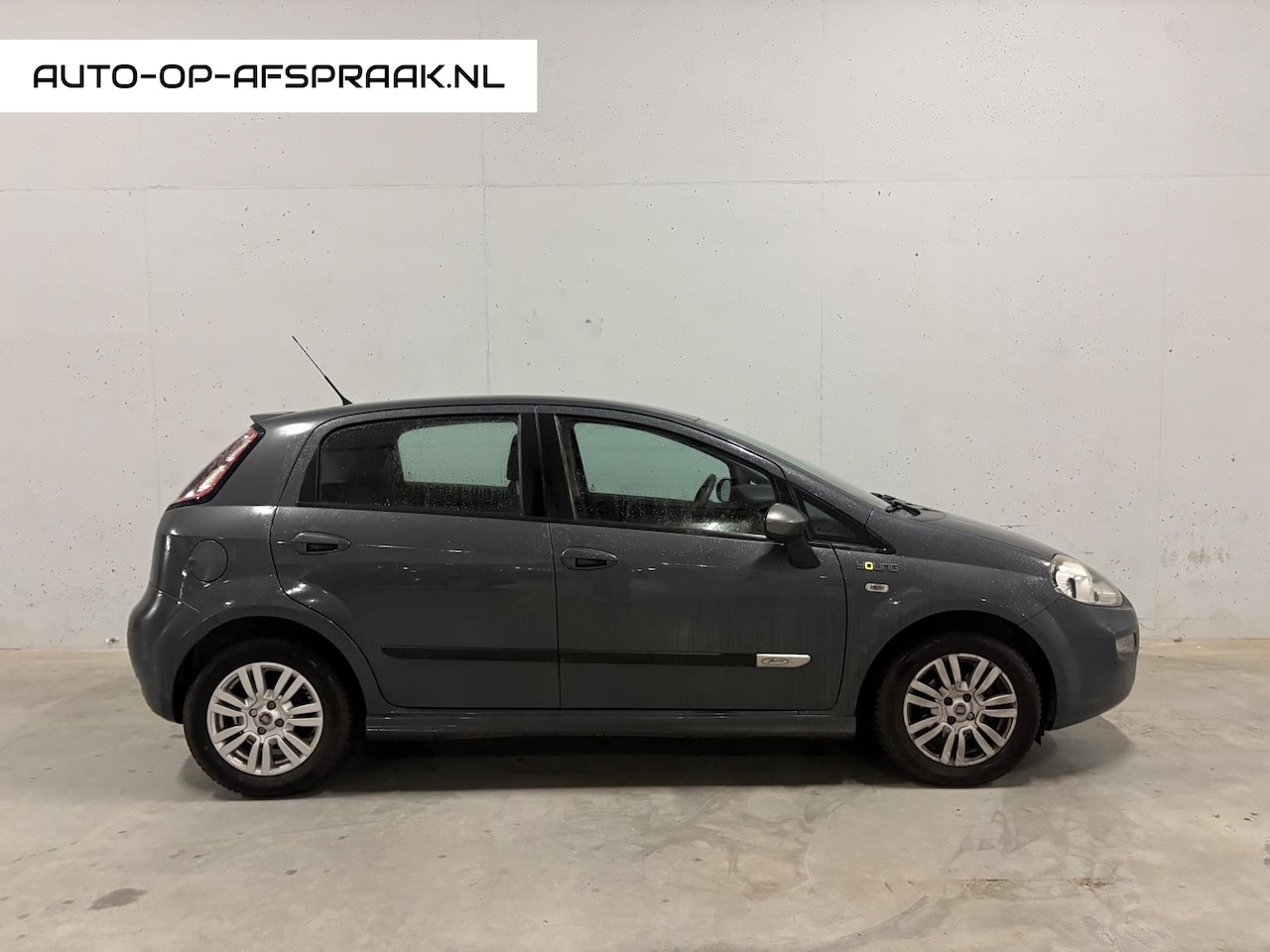 Fiat Punto Evo - 0.9 TwinAir Young 5drs. Airco APK NAP - AutoWereld.nl