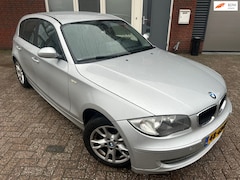 BMW 1-serie - 116i Business Line / Navi / PDC / Clima / Cruise / NAP / AUT