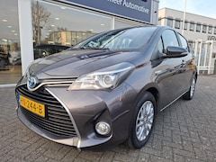 Toyota Yaris - 1.5 Hybrid automaat / navigatie / camera
