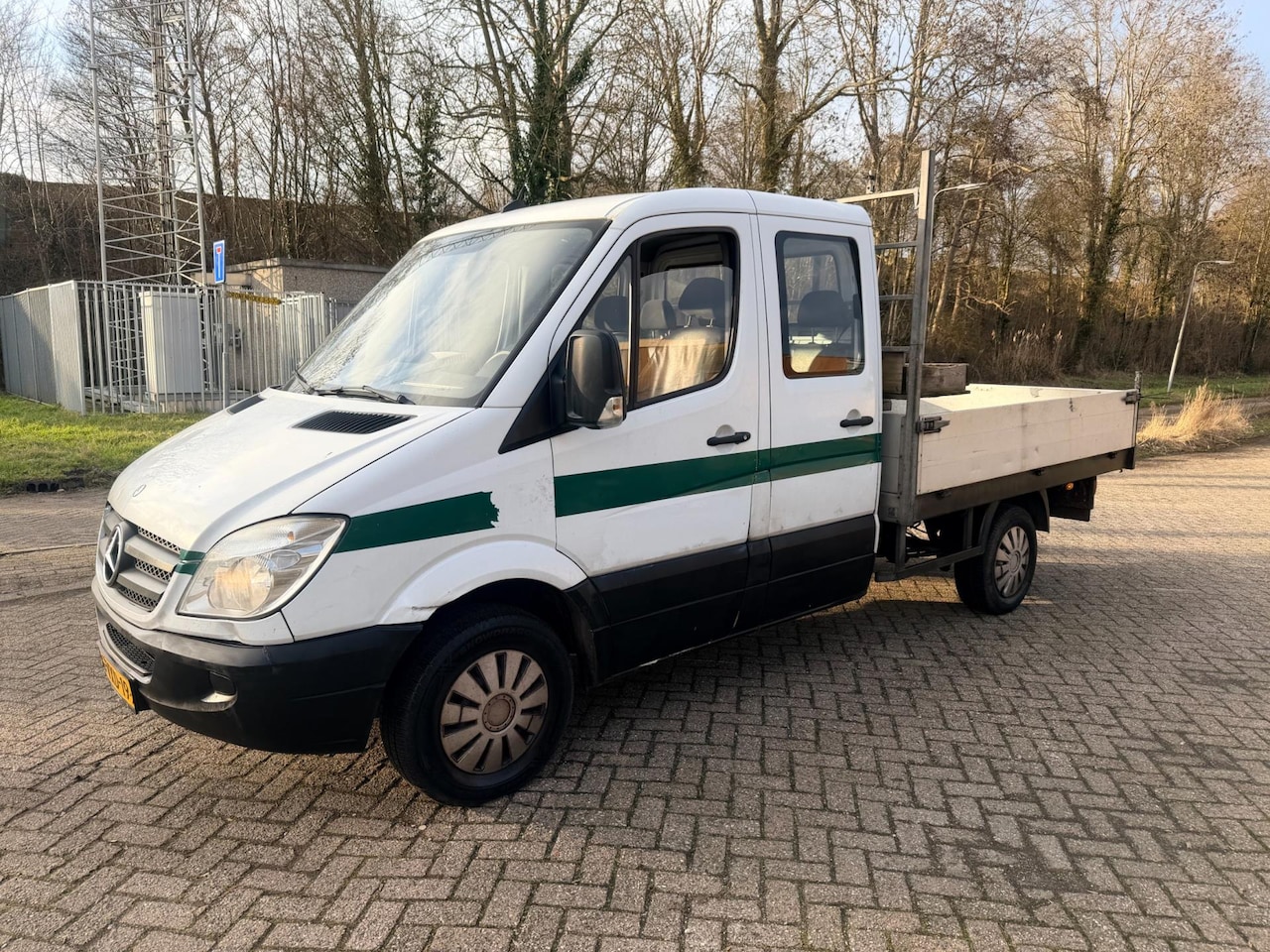 Mercedes-Benz Sprinter - 313 2.2 CDI 366 DC!ELECKTRISH RAAM!TREKHAAK!DBL CABINE!95KW!129PK!BANDEN GOED!APK:09-04-20 - AutoWereld.nl