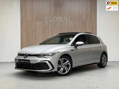 Volkswagen Golf - 1.5 TSI 150PK R LINE - PANORAMADAK - STUURVERWARMING