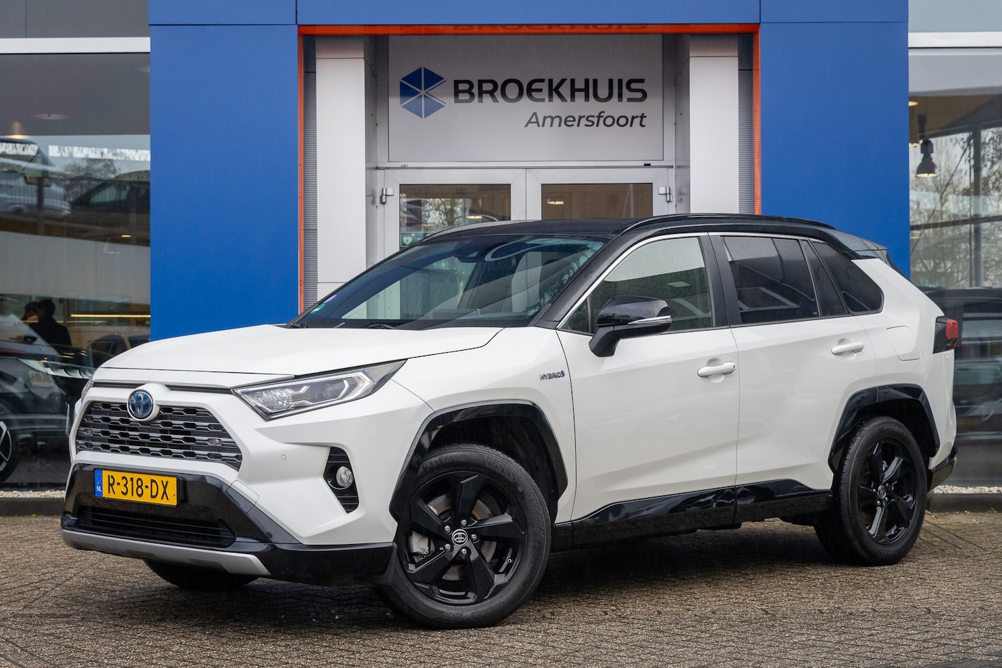 Toyota RAV4 - 2.5 Hybrid Bi-Tone | Trekhaak | Cruise adaptief | Camera | Stoel verwarming | Navi | Elek. - AutoWereld.nl