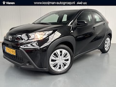 Toyota Aygo X - 1.0 VVT-i MT Play SLEHCHTS 40.546KM, APPLE CARPLAY/ANDROID AUTO