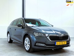 Skoda Octavia Combi - 1.0 e-TSI Business Edition|Trekhaak|Virtual