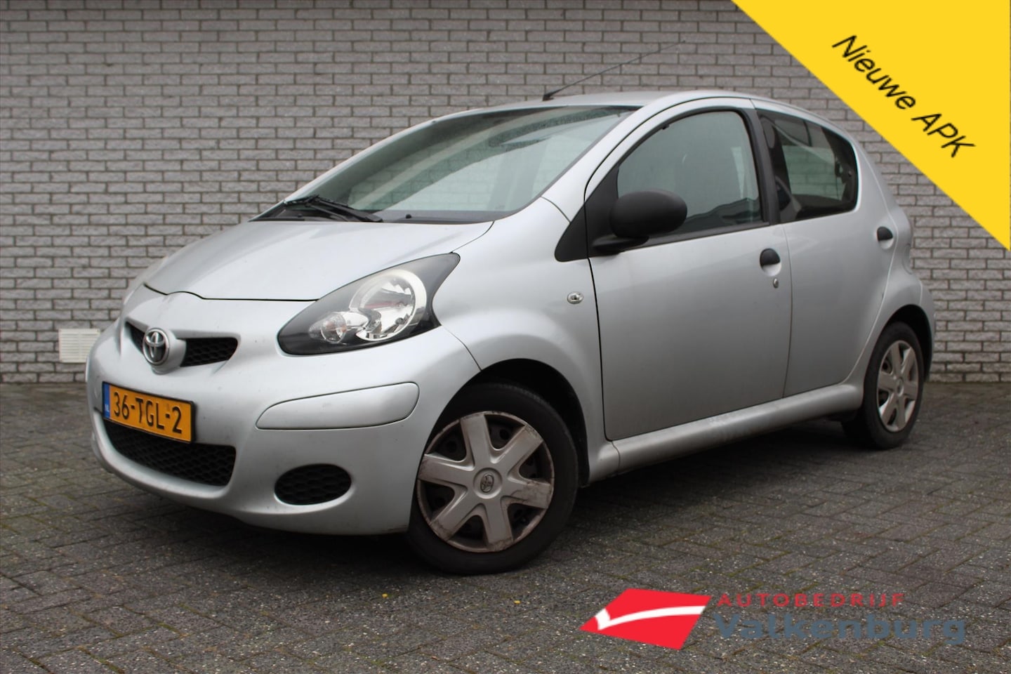 Toyota Aygo - 1.0-12V Now 1.0-12V Now - AutoWereld.nl