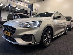 Ford Focus Wagon - 1.0 EcoBoost ST Line Business