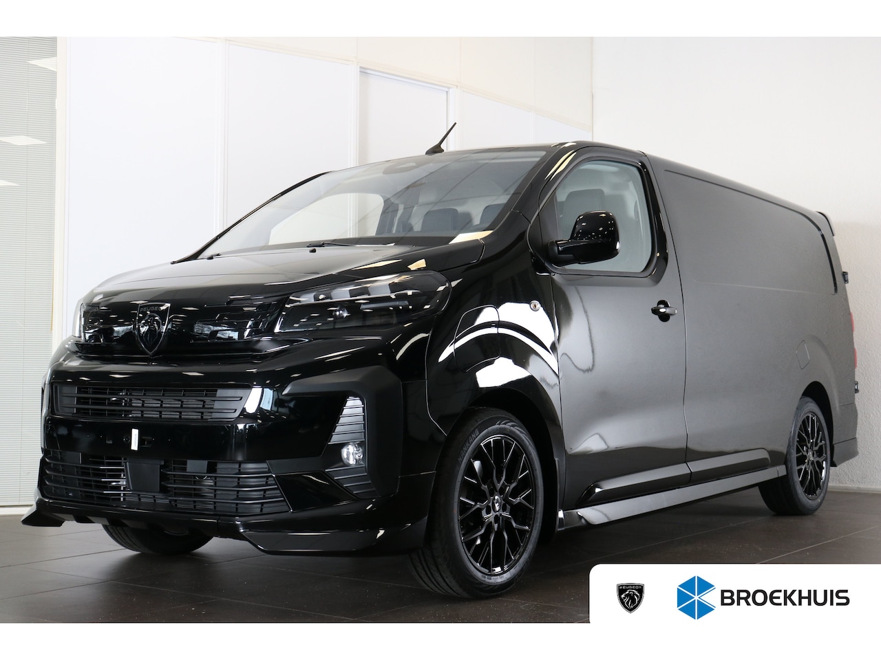 Peugeot e-Expert - EV L2 75 kWh | STX | Stoel-stuurverwarming | LED | Achteruitrijcamera | PDC | - AutoWereld.nl