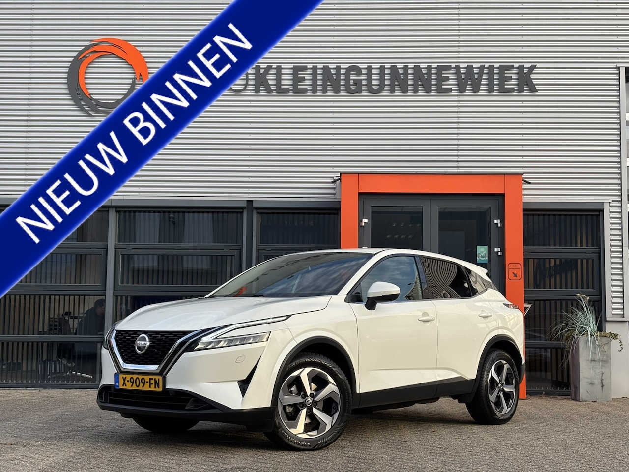 Nissan Qashqai - 1.3 MHEV Xtronic N-Connecta / Allseason Banden / Trekhaak / Head-Up Display / AndroidAuto - AutoWereld.nl