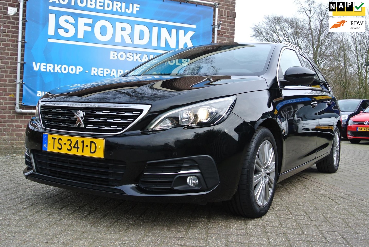 Peugeot 308 SW - 1.2 PureTech Blue Lease Premium 1.2 PureTech Blue Lease Premium - AutoWereld.nl