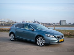 Volvo V40 - 2.5 T5 Summum V40 T5 (2.5L 5-cilinder!) | 254 PK | Full Options | Uniek
