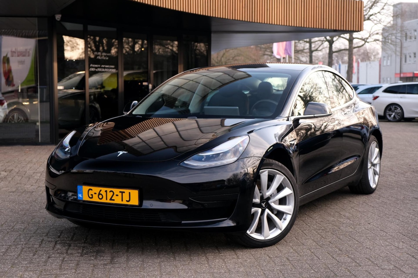 Tesla Model 3 - Standard RWD Plus 60 kWh|Pano|Autopilot|Trekhaak|SoH 86% - AutoWereld.nl