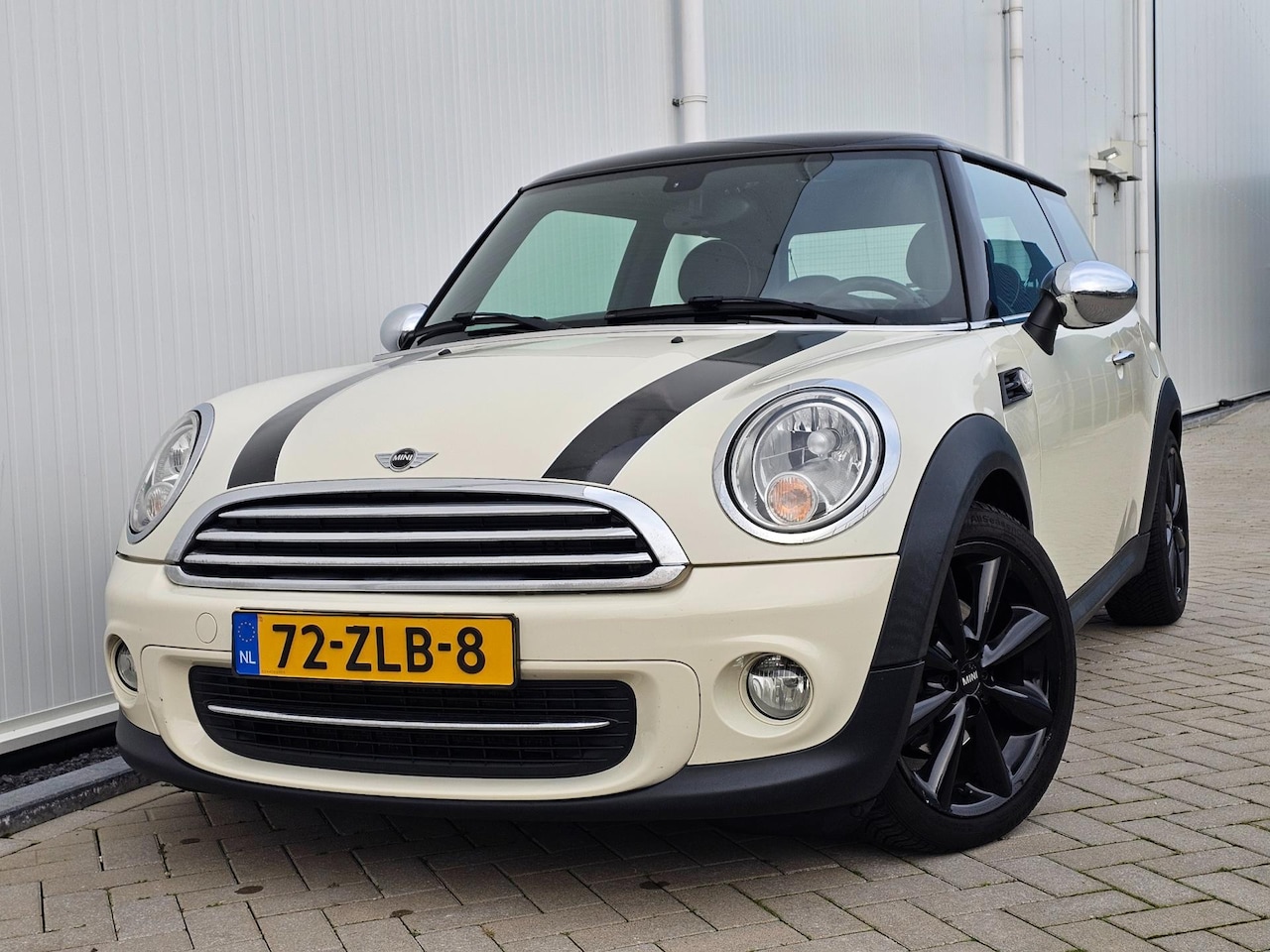 MINI Cooper - Mini 1.6 Chili bj 2013 Navi/Leder Goed Onderhouden Nw APK! - AutoWereld.nl