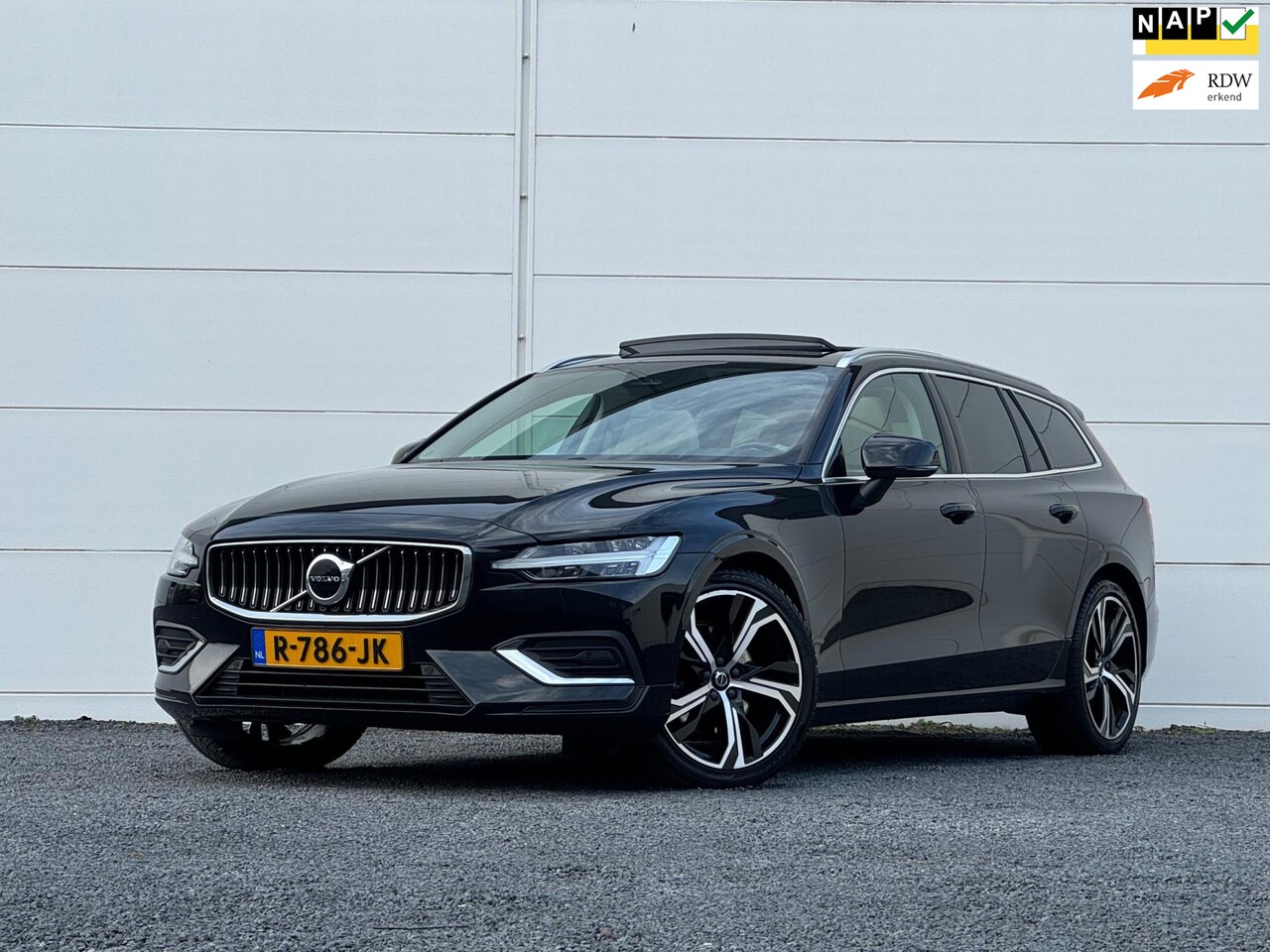 Volvo V60 - 2.0 B4 197 PK Org NL Pano Keyless BLIS Lane assist Pilot plus Stoel+Stuurverwarming+ Stoel - AutoWereld.nl