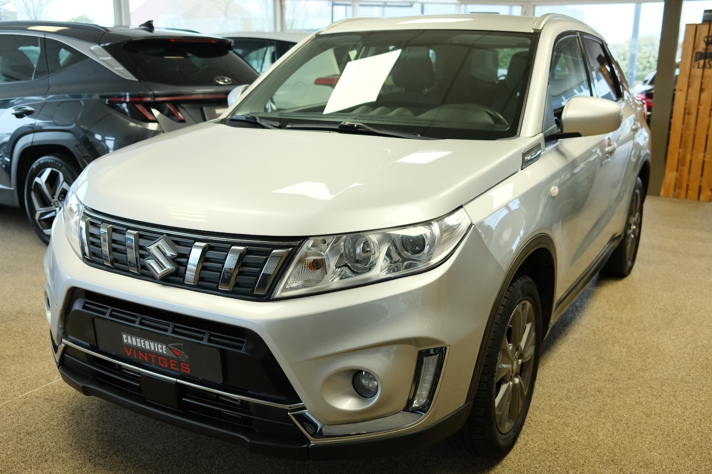 Suzuki Vitara - 1.0 Boosterjet Select Afn trekhaak, Camera, Navi, Clima! - AutoWereld.nl