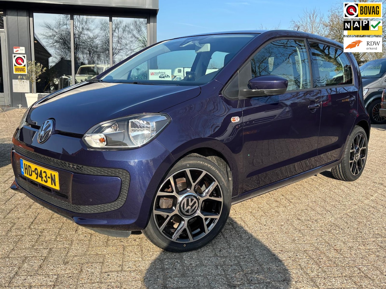 Volkswagen Up! - 1.0 move up! BlueMotion 1.0 move up! BlueMotion, 5-deurs, nw 16 inch LM velgen nw-banden, winterset extra, nette a - AutoWereld.nl