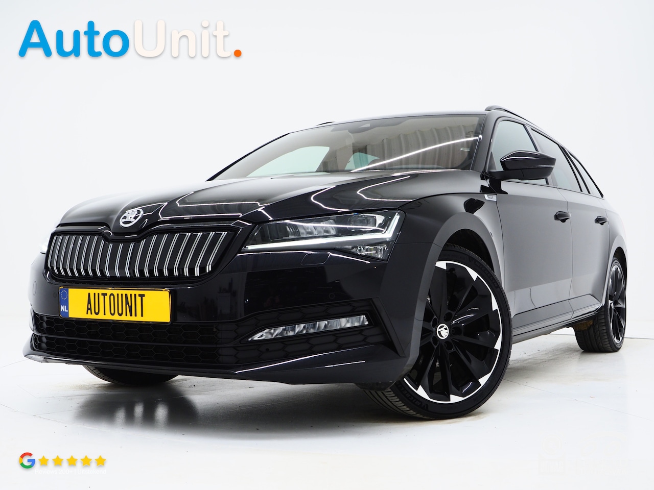 Skoda Superb Combi - 1.4 TSI iV Sportline | Sportstoelen | Adaptive Cruise | Trekhaak | Keyless | Camera | Memo - AutoWereld.nl