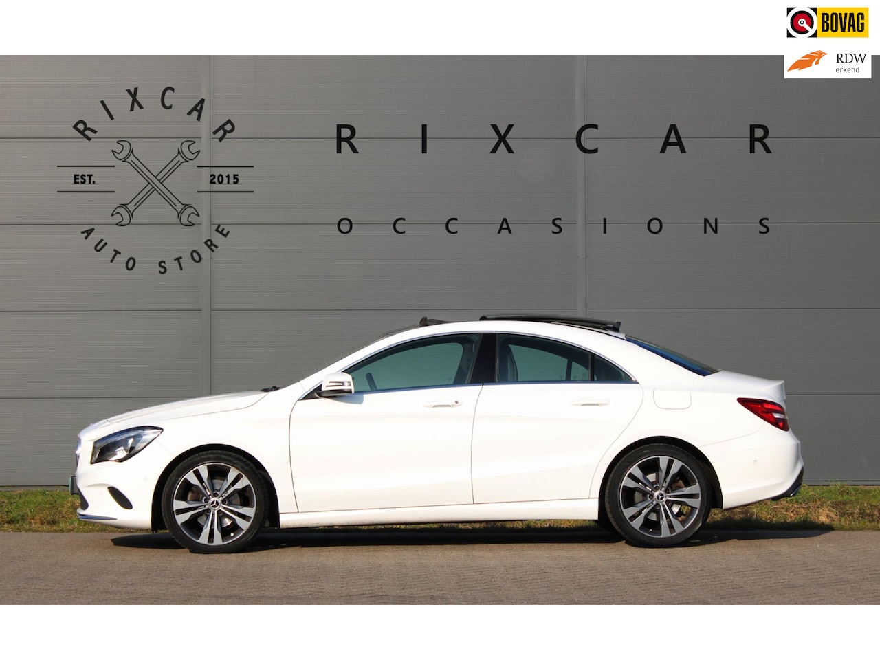 Mercedes-Benz CLA-Klasse - 180 Ambition Automaat AllSeason Panodak !!NIEUWBINNEN!! - AutoWereld.nl