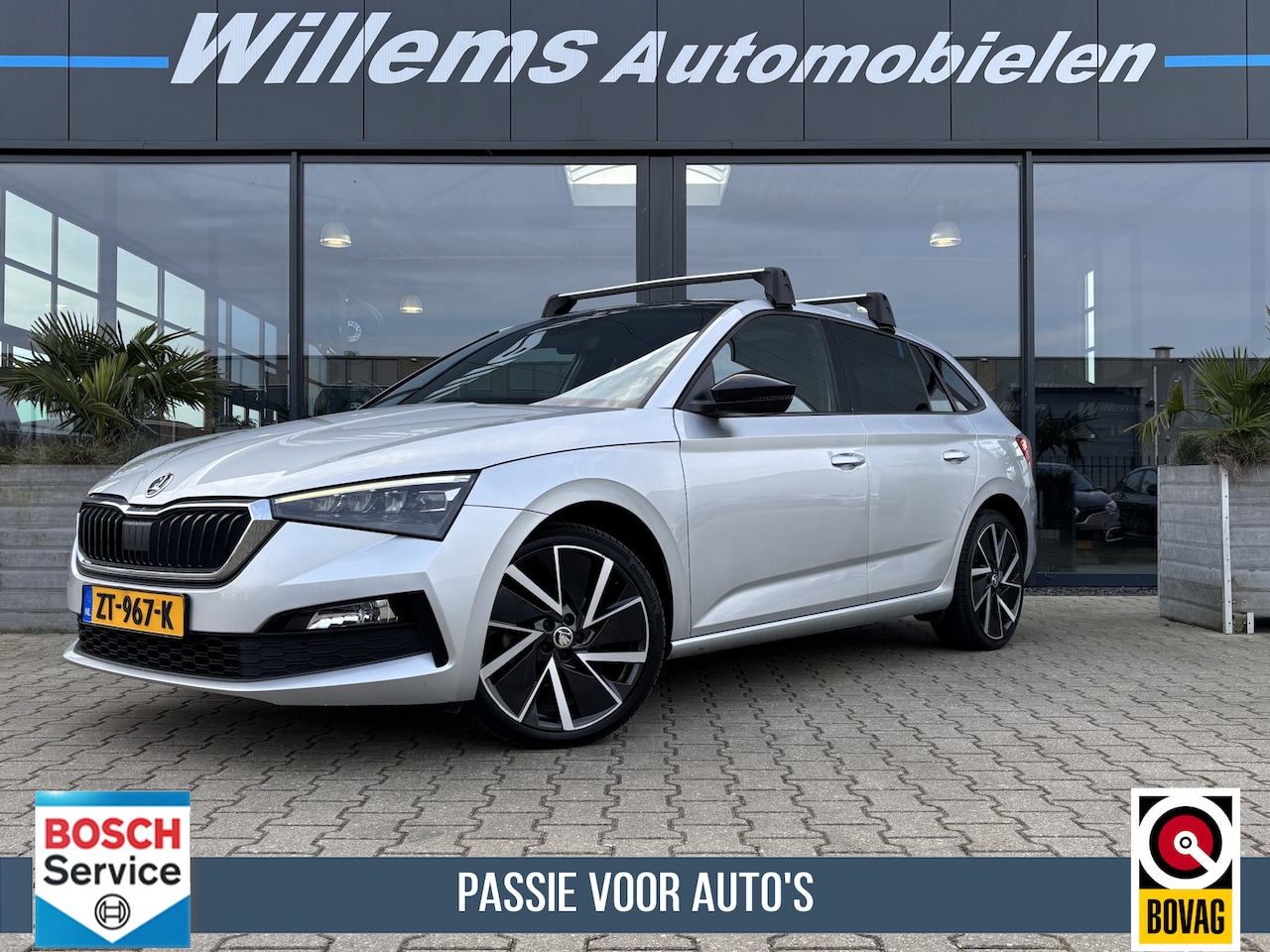 Skoda Scala - 1.5 TSI Sport Business Stoelverwarming, App-Connect & Panorama Dak - AutoWereld.nl