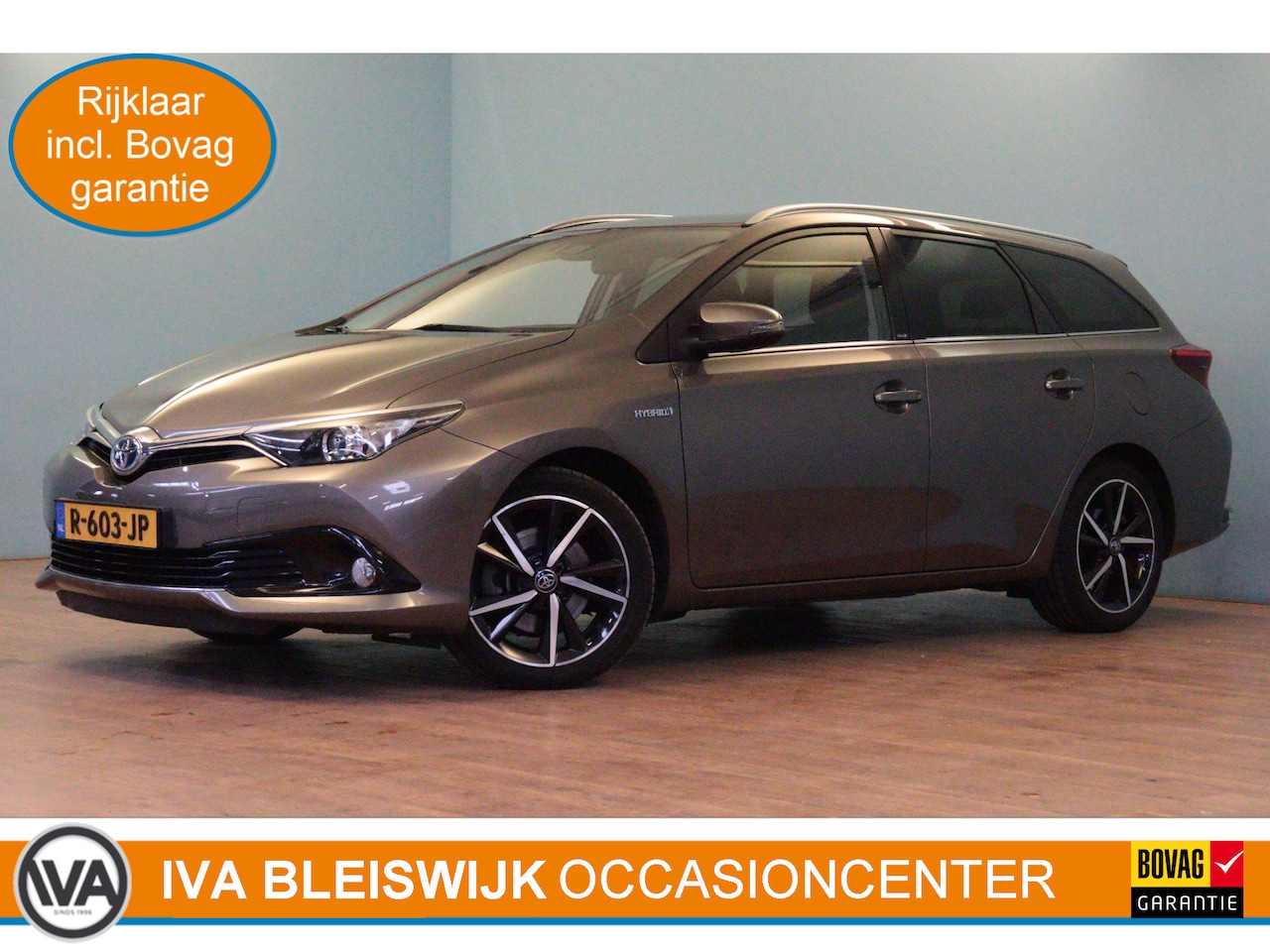 Toyota Auris Touring Sports - 1.8 Hybrid Dynamic | NAVI | CLIMA | CAMERA | STOELVERW | TREKHAAK | - AutoWereld.nl
