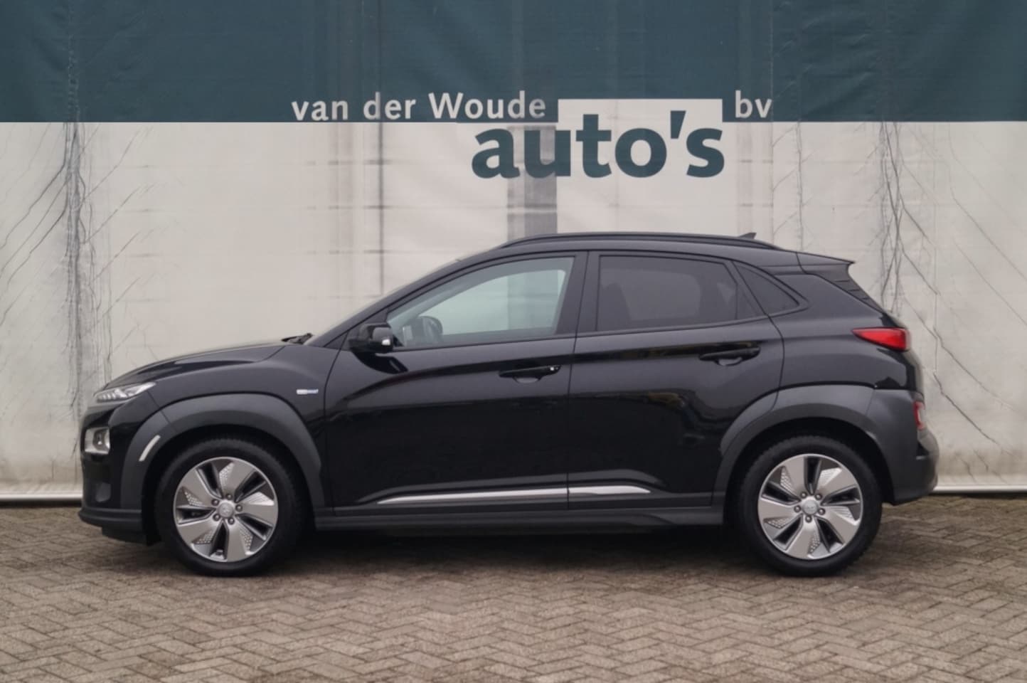 Hyundai Kona Electric - EV Premium 64kWh -LEER-ECC-NAVI-CAM-PDC- - AutoWereld.nl