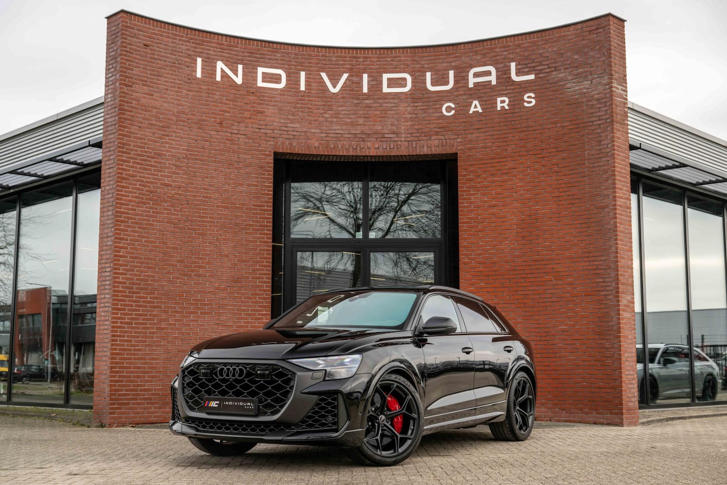Audi RSQ8 - 4.0 TFSI Performance 640pk Carbon Nightv. 305 km/h - AutoWereld.nl