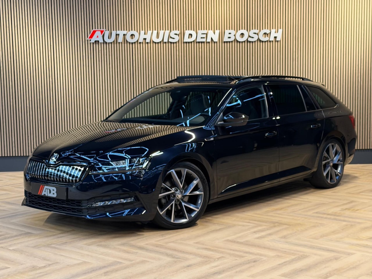 Skoda Superb Combi - 1.4 TSI iV Business Edition 218PK-Canton - AutoWereld.nl