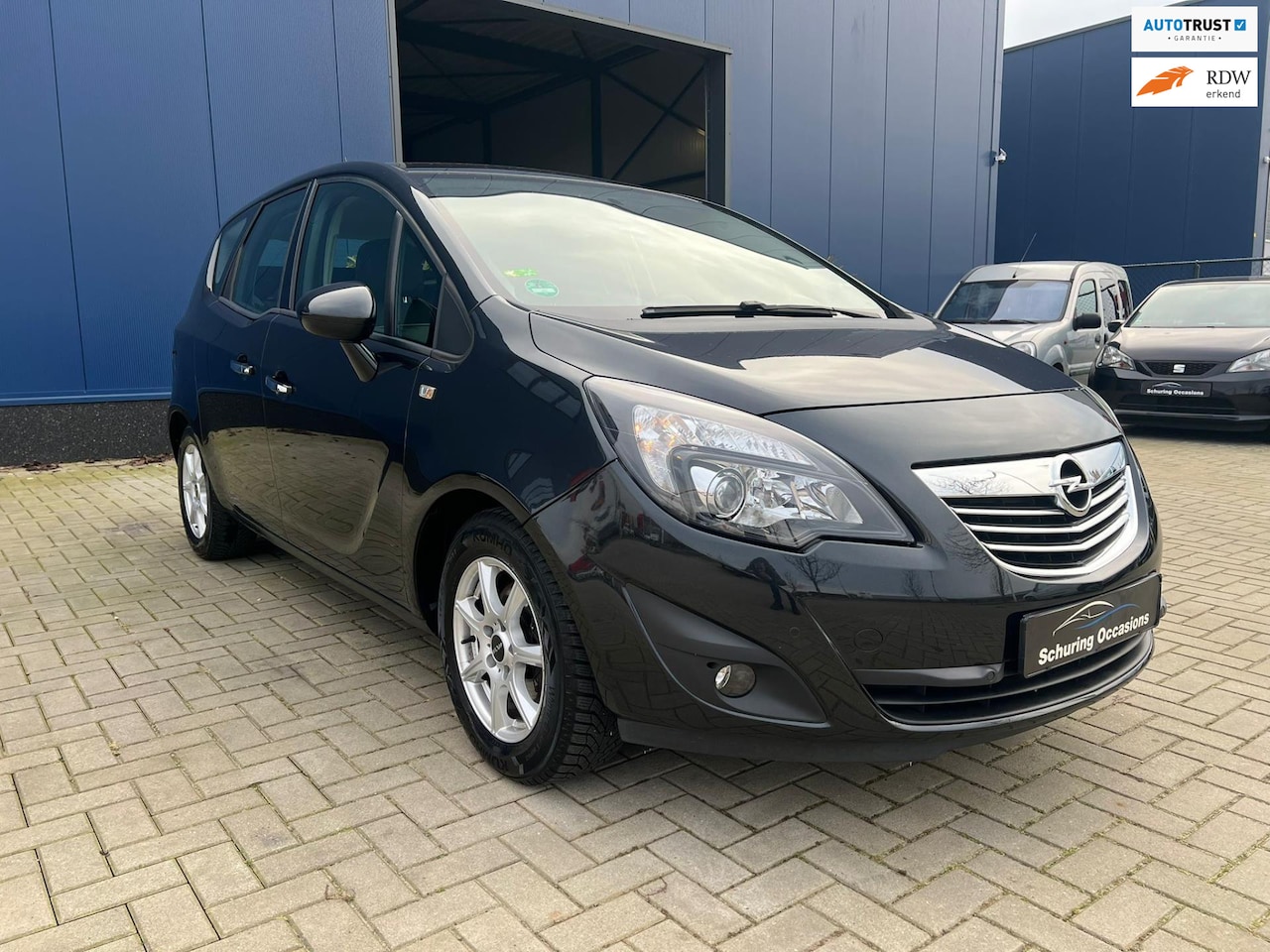 Opel Meriva - 1.4 Cosmo / LEDER / STOEL-STUUR VERWARMING / FIETSENREK / LM VELGEN / CRUISE / CLIMATE - AutoWereld.nl