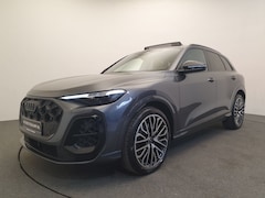 Audi Q5 - 2.0 TFSI e-hybrid quattro S-Line Luchtvering, Trekhaak, Panoramadak, B&O, Tech Pro