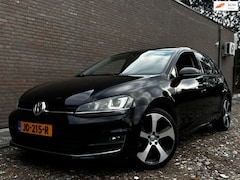 Volkswagen Golf - 1.4 TSI ACT Highline | Navi | Pano | Stoelverwarming