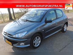 Peugeot 206 - 1.4 Air-line 3 // 5-DRS / AIRCO //